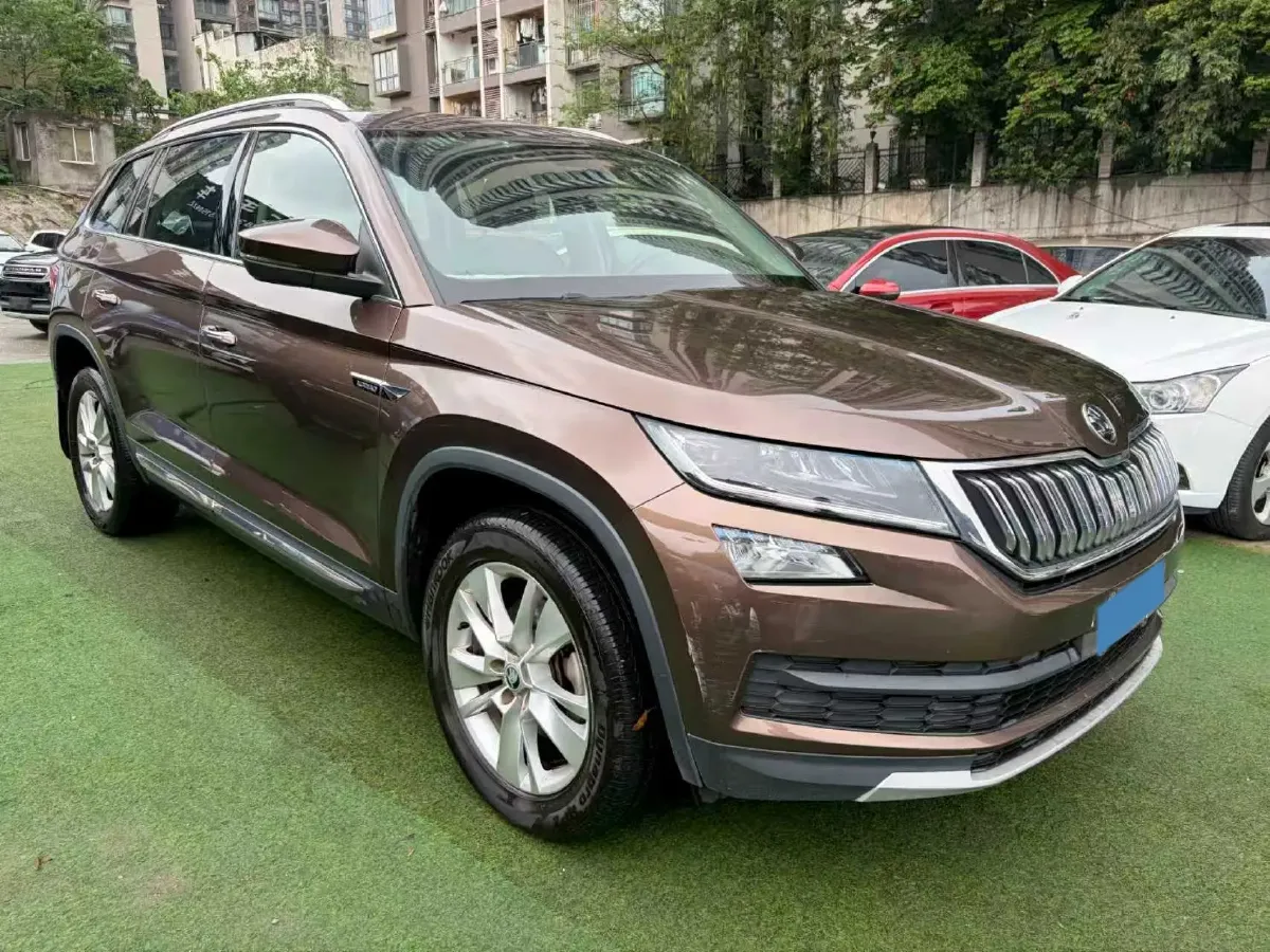 2018 Skoda Kodiak 1.8T 180HP L4 7DCT,autocango,china used car exporter,china ev exporter,chinese used car exporter,chinese used ev exporter
