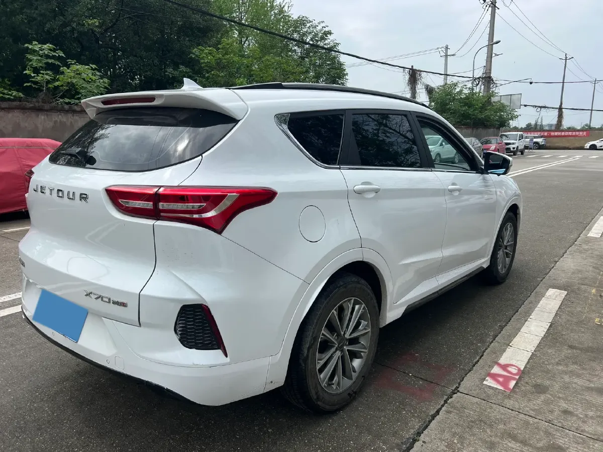 2022 Jetour X70 1.5T 156HP L4 6DCT,autocango,china used car exporter,china ev exporter,chinese used car exporter,chinese used ev exporter