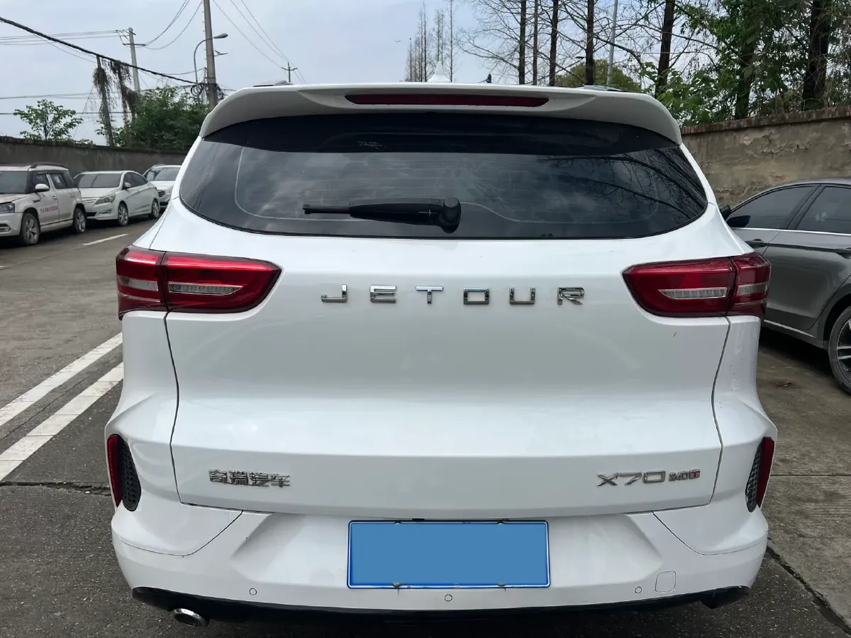 2022 Jetour X70 1.5T 156HP L4 6DCT,autocango,china used car exporter,china ev exporter,chinese used car exporter,chinese used ev exporter