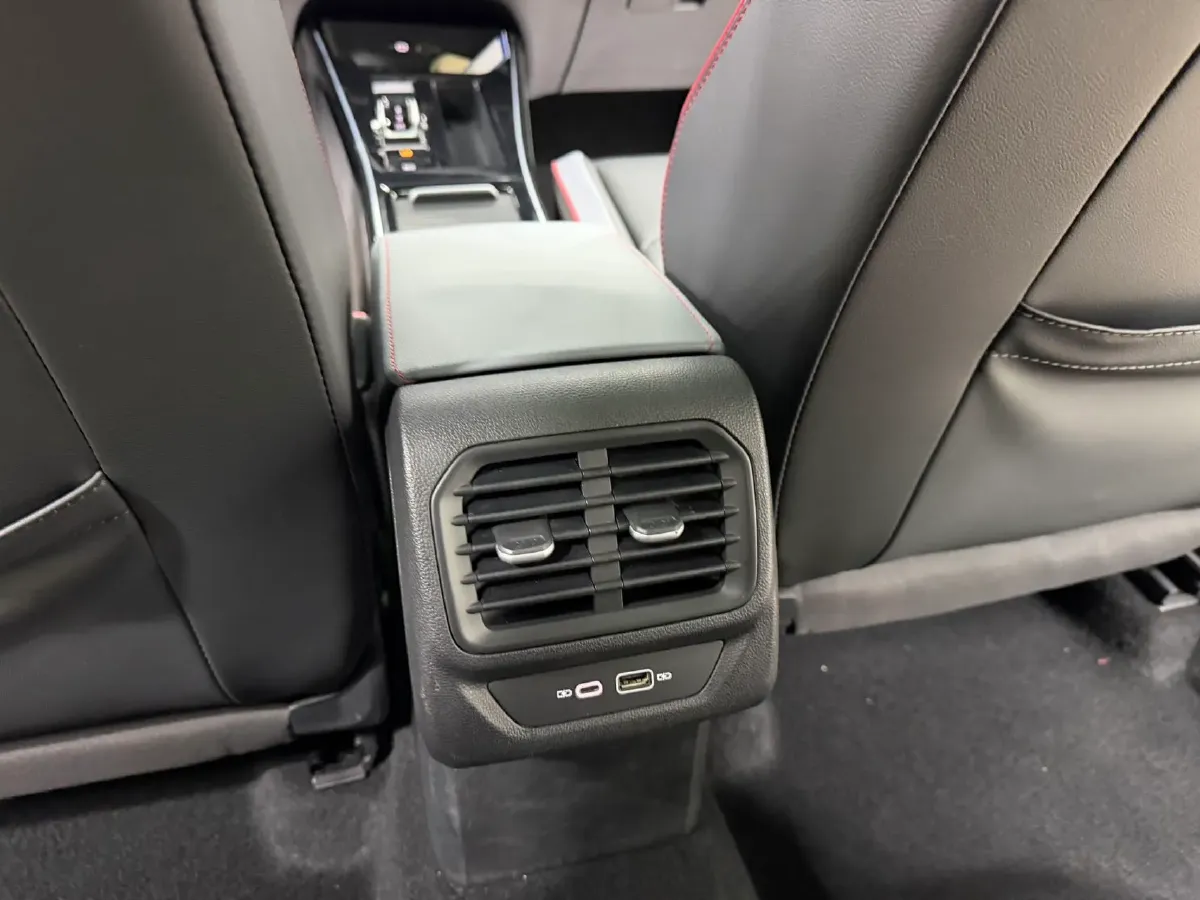 2022 Exceed TXL 2.0T 261HP L4 7DCT,autocango,china used car exporter,china ev exporter,chinese used car exporter,chinese used ev exporter