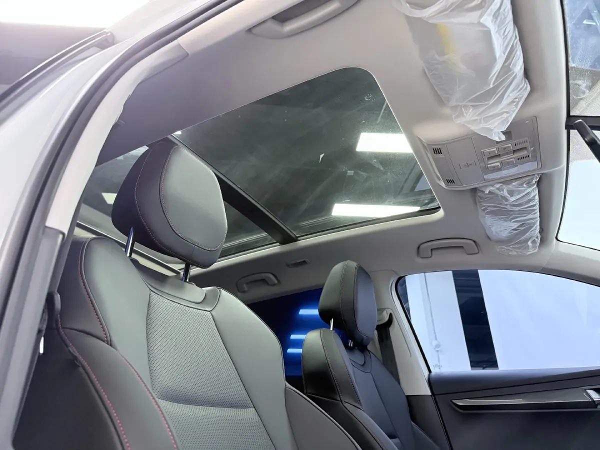 2023 Skoda Karoq 1.4T 150HP L4 7DCT,autocango,china used car exporter,china ev exporter,chinese used car exporter,chinese used ev exporter