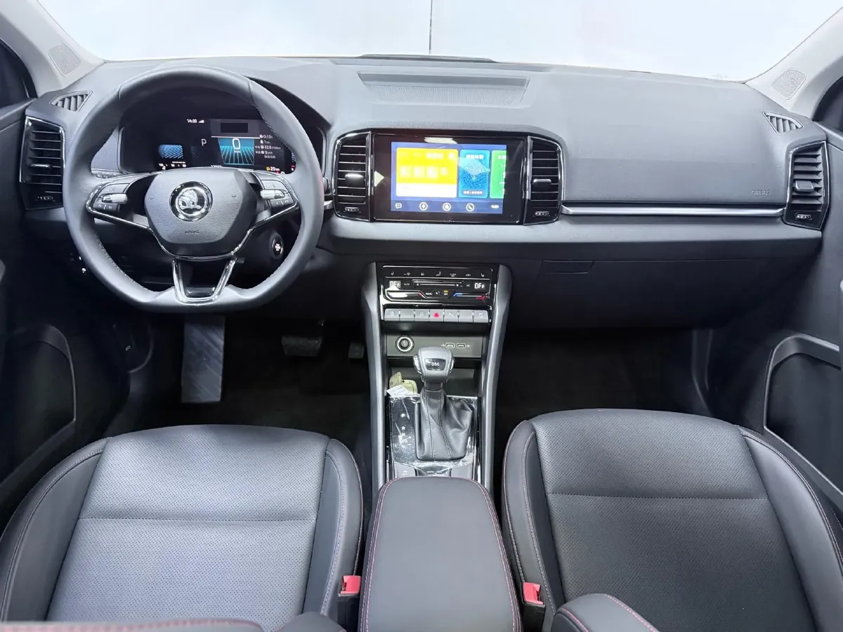 2023 Skoda Karoq 1.4T 150HP L4 7DCT,autocango,china used car exporter,china ev exporter,chinese used car exporter,chinese used ev exporter