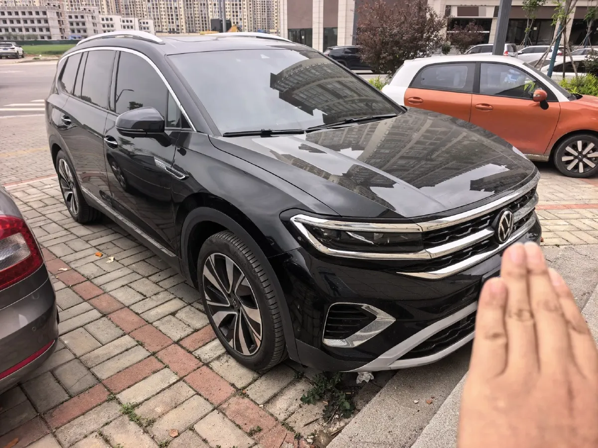 2024 Volkswagen Talagon 2.0T 220HP L4 7DCT,autocango,china used car exporter,china ev exporter,chinese used car exporter,chinese used ev exporter