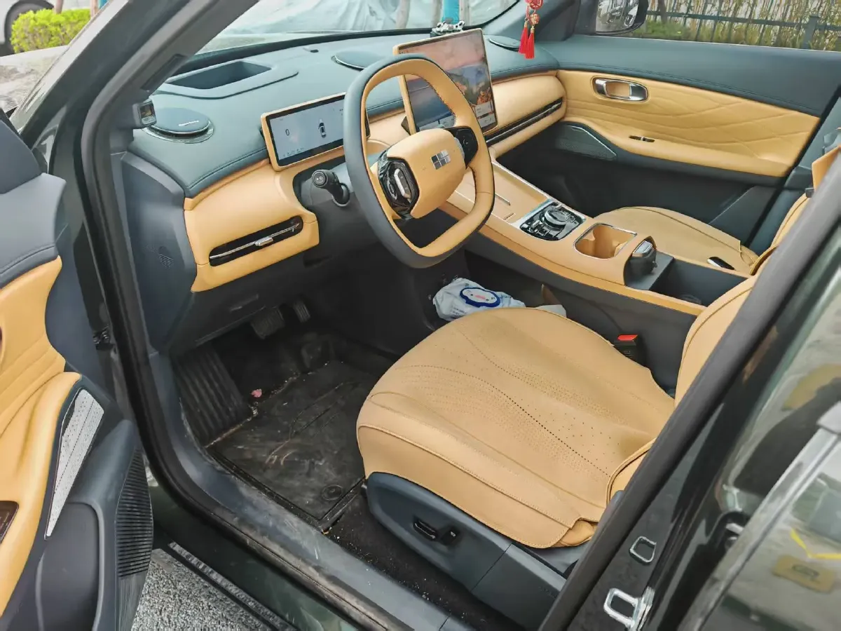 2026 Geely Galaxy Starship 7 1.5L 112HP L4 1DHT PHEV,autocango,china used car exporter,china ev exporter,chinese used car exporter,chinese used ev exporter