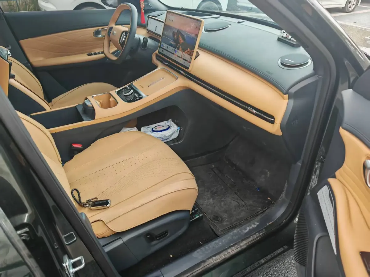 2026 Geely Galaxy Starship 7 1.5L 112HP L4 1DHT PHEV,autocango,china used car exporter,china ev exporter,chinese used car exporter,chinese used ev exporter