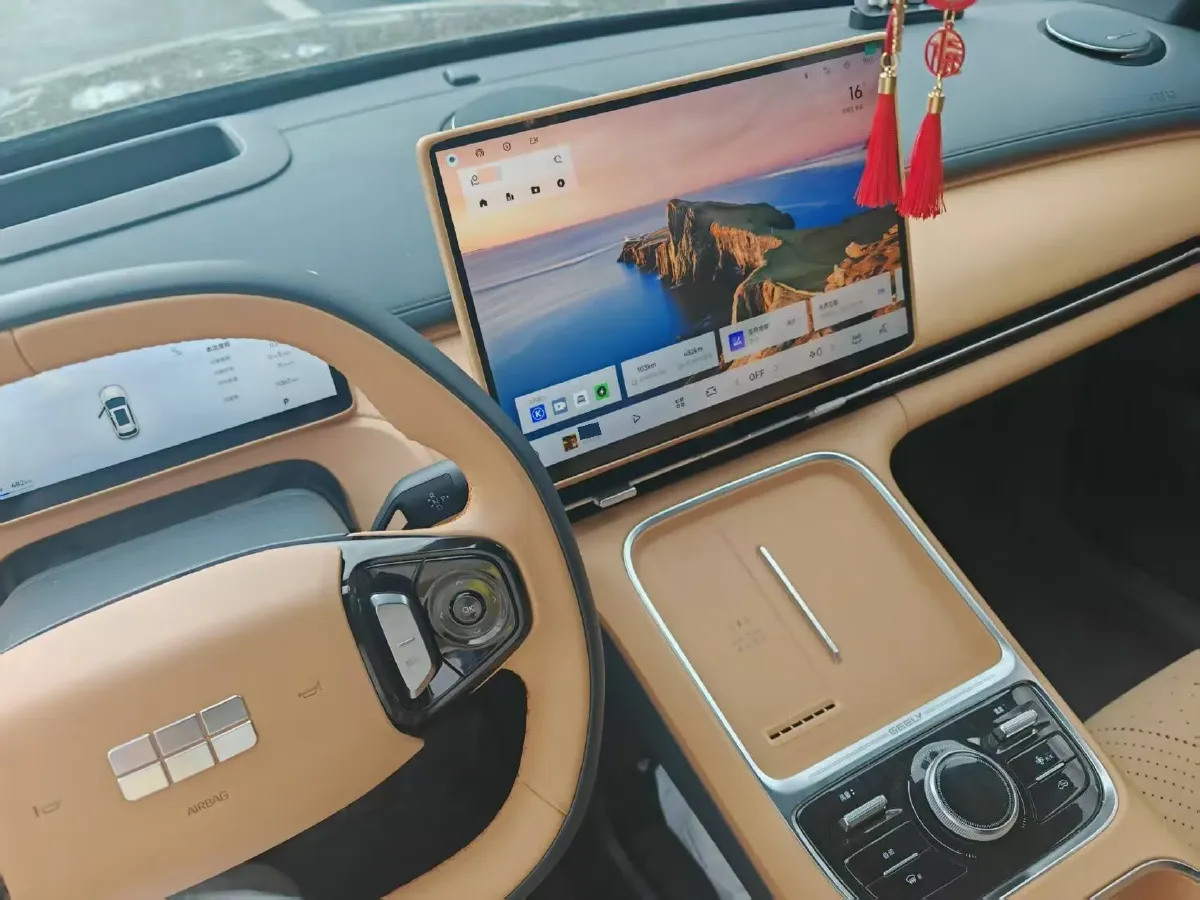 2026 Geely Galaxy Starship 7 1.5L 112HP L4 1DHT PHEV,autocango,china used car exporter,china ev exporter,chinese used car exporter,chinese used ev exporter