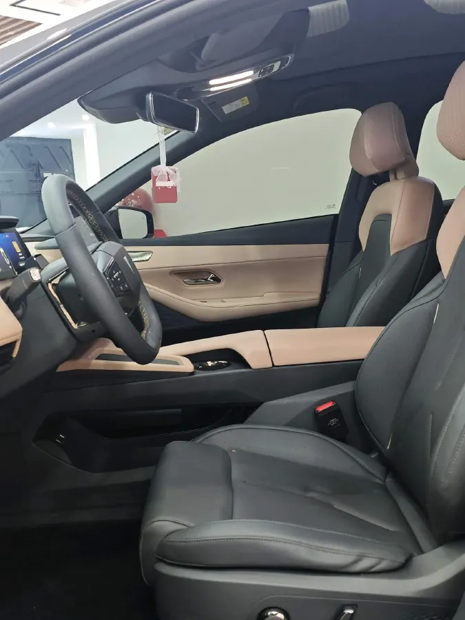 2022 DongFeng Forthing LingZhi EV BEV 68.4KWH,autocango,china used car exporter,china ev exporter,chinese used car exporter,chinese used ev exporter