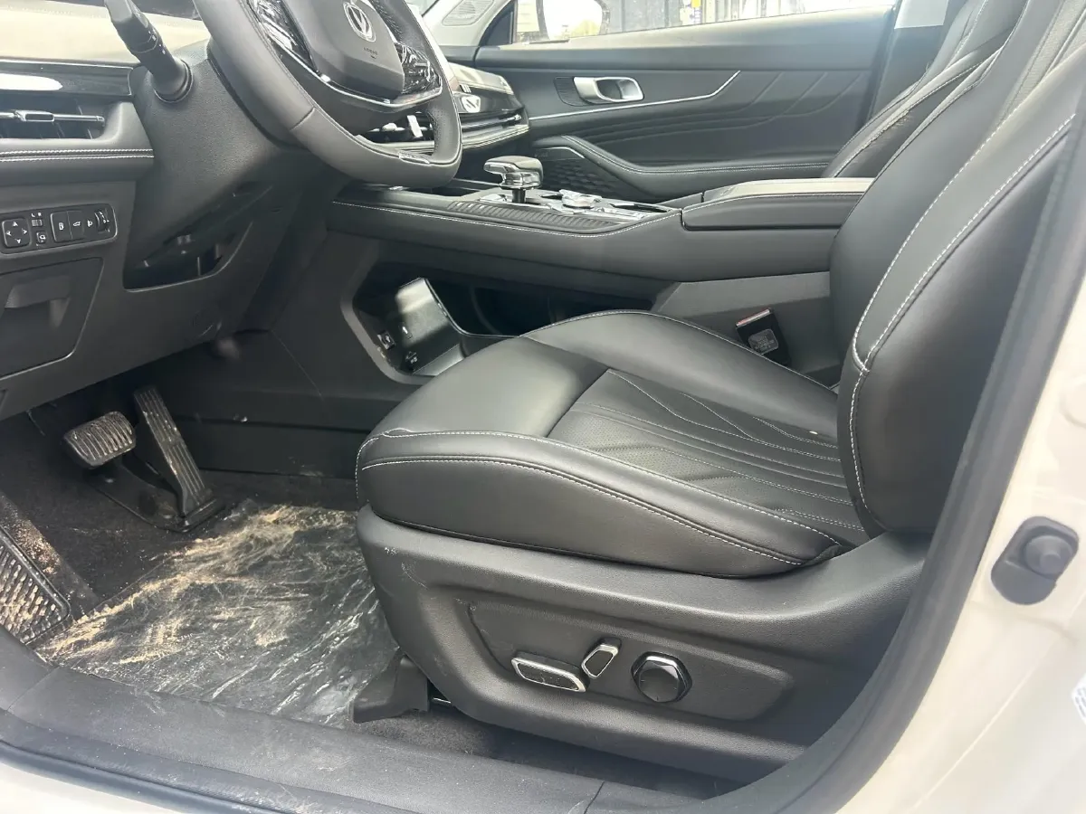 2024 ChangAn UNI-K iDD 1.5T 170HP L4 6TCT PHEV 28.4KWH,autocango,china used car exporter,china ev exporter,chinese used car exporter,chinese used ev exporter