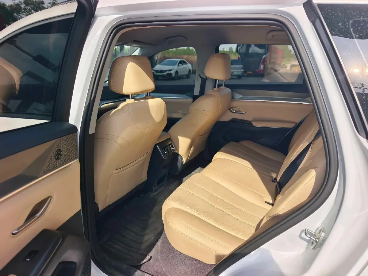 2025 BYD Song Pro 1.5L 101HP L4 E-CVT PHEV 12.9KWH,autocango,china used car exporter,china ev exporter,chinese used car exporter,chinese used ev exporter