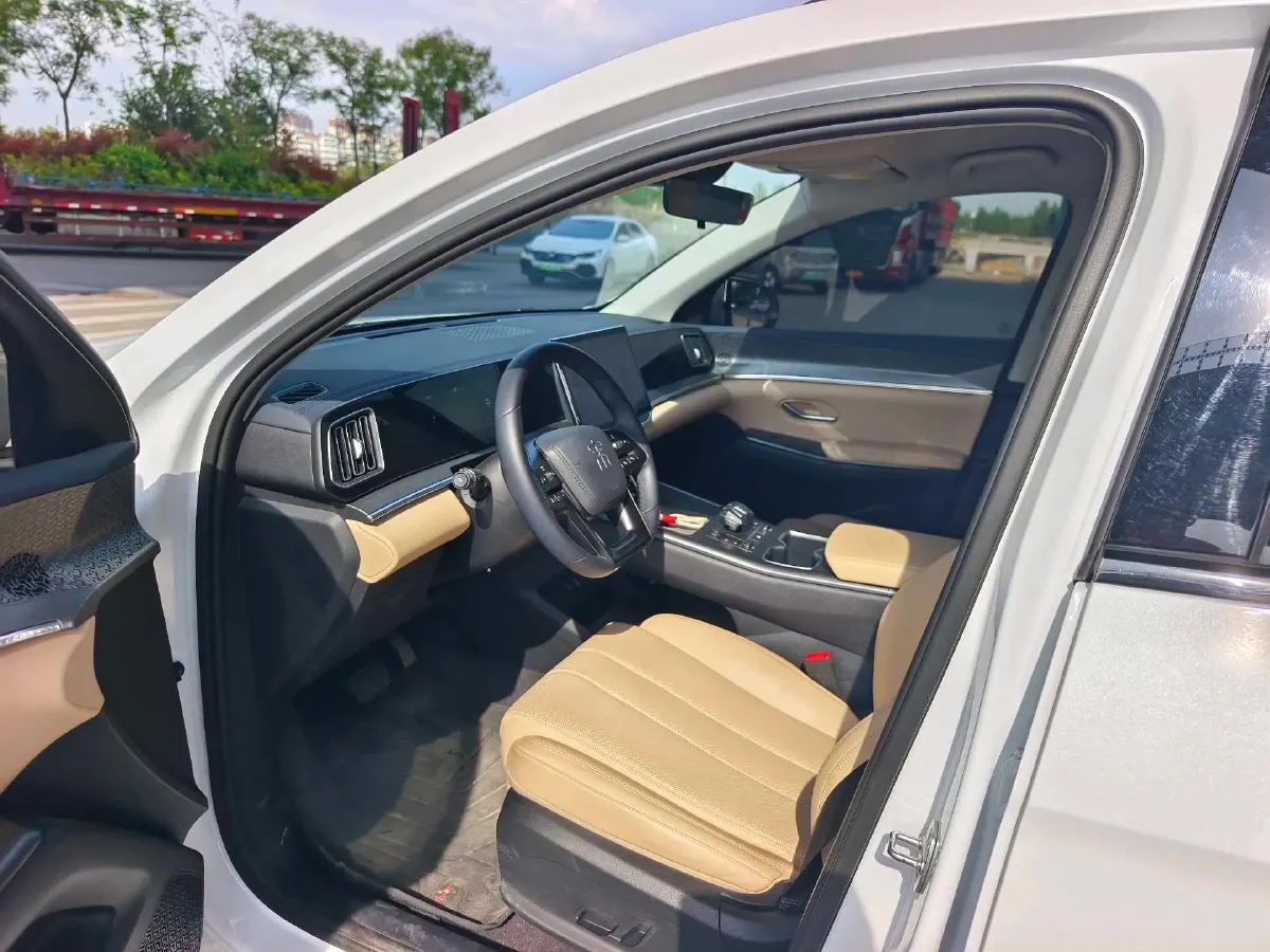 2025 BYD Song Pro 1.5L 101HP L4 E-CVT PHEV 12.9KWH,autocango,china used car exporter,china ev exporter,chinese used car exporter,chinese used ev exporter