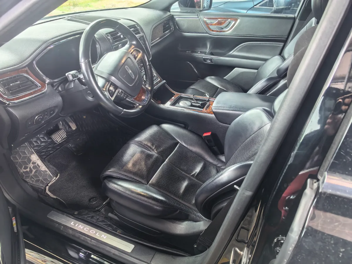 2018 Lincoln Continental 2.0T 261HP L4 6AT,autocango,china used car exporter,china ev exporter,chinese used car exporter,chinese used ev exporter