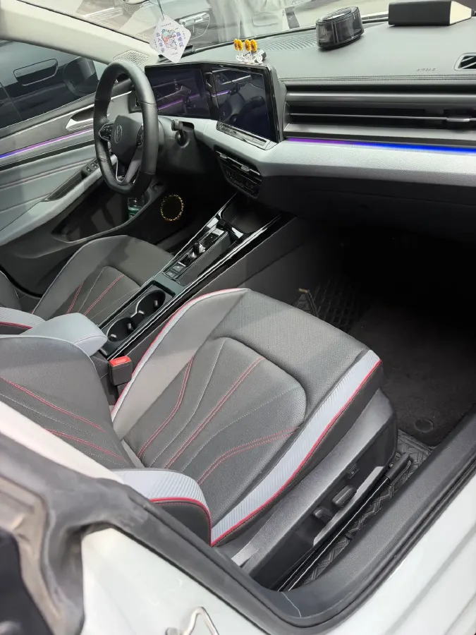 2023 Volkswagen Lamando 1.4T 150HP L4 7DCT,autocango,china used car exporter,china ev exporter,chinese used car exporter,chinese used ev exporter