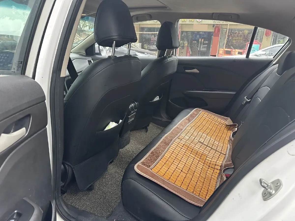 2016 Chevrolet Cavalier 1.5L 113HP L4 6AT,autocango,china used car exporter,china ev exporter,chinese used car exporter,chinese used ev exporter