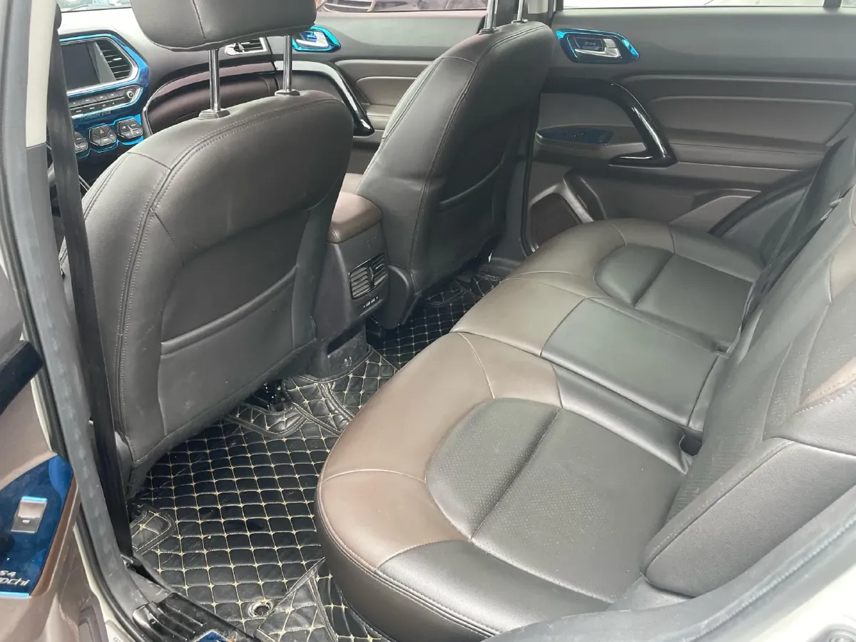 2017 GAC Trumpchi GS4 1.5T 152HP L4 5MT,autocango,china used car exporter,china ev exporter,chinese used car exporter,chinese used ev exporter