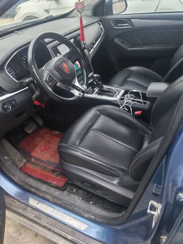 2017 Roewe RX5 1.5T 169HP L4 7DCT,autocango,china used car exporter,china ev exporter,chinese used car exporter,chinese used ev exporter