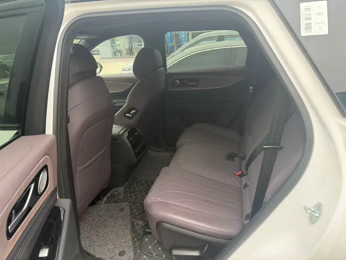 2025 Chery Tiggo 9 2.0T 261HP L4 8AT,autocango,china used car exporter,china ev exporter,chinese used car exporter,chinese used ev exporter