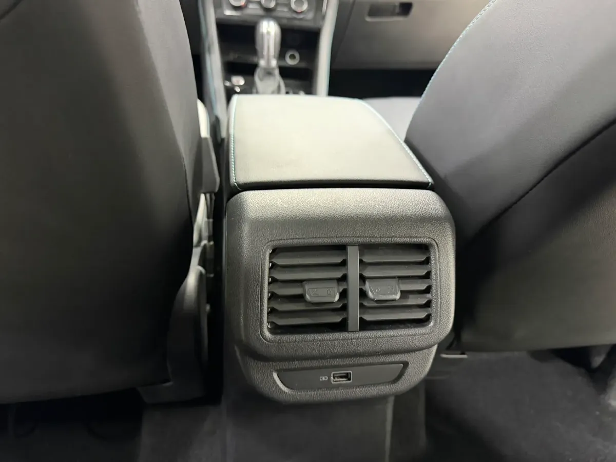 2023 Jetta VS5 1.4T 150HP L4 6AT,autocango,china used car exporter,china ev exporter,chinese used car exporter,chinese used ev exporter