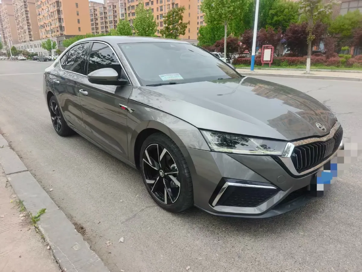 2021 Skoda Octavia 1.4T 150HP L4 7DCT,autocango,china used car exporter,china ev exporter,chinese used car exporter,chinese used ev exporter