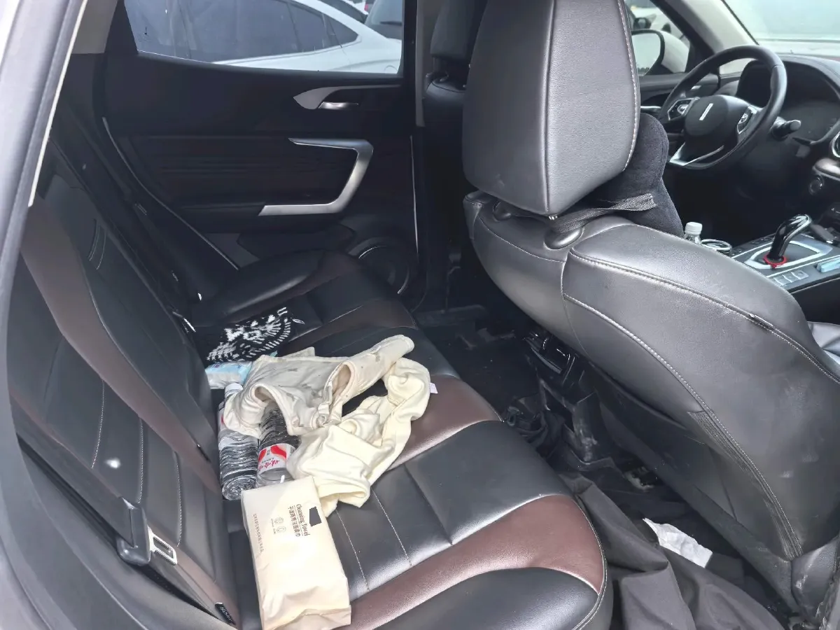 2020 WEY VV5 1.5T 171HP L4 7DCT,autocango,china used car exporter,china ev exporter,chinese used car exporter,chinese used ev exporter