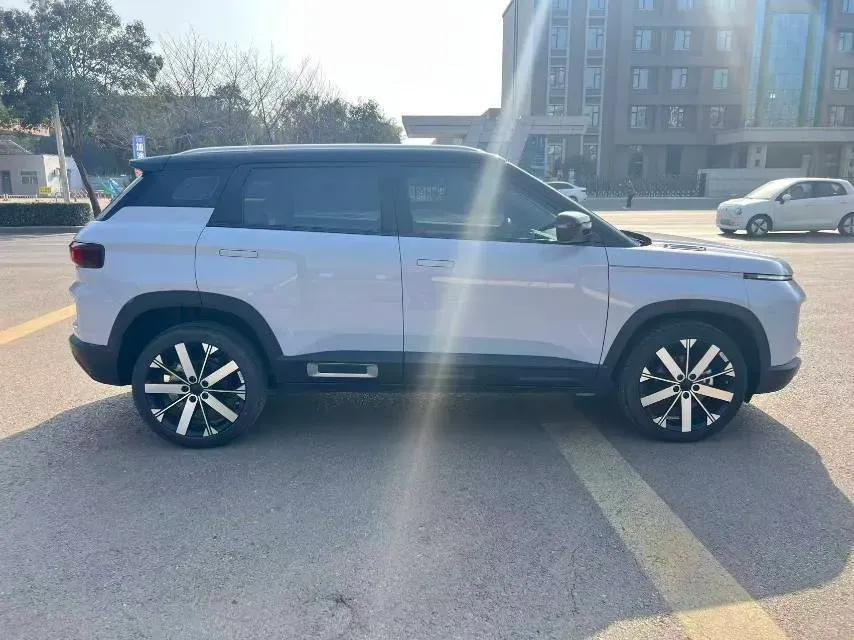 2023 Geely ICON 1.5T 181HP L4 7DCT,autocango,china used car exporter,china ev exporter,chinese used car exporter,chinese used ev exporter