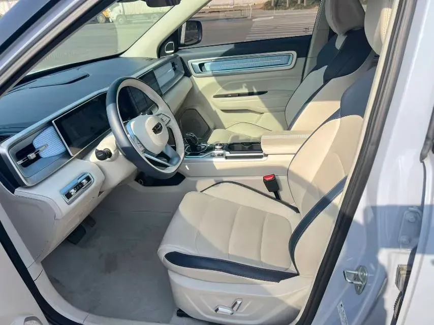 2023 Geely ICON 1.5T 181HP L4 7DCT,autocango,china used car exporter,china ev exporter,chinese used car exporter,chinese used ev exporter