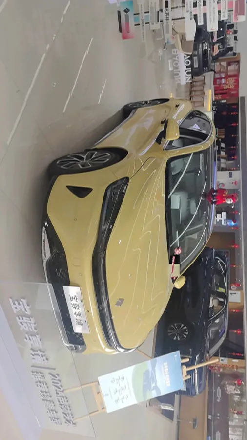 2025 BaoJun XiangJing 1.5T 143HP L4 1DHT PHEV,autocango,china used car exporter,china ev exporter,chinese used car exporter,chinese used ev exporter