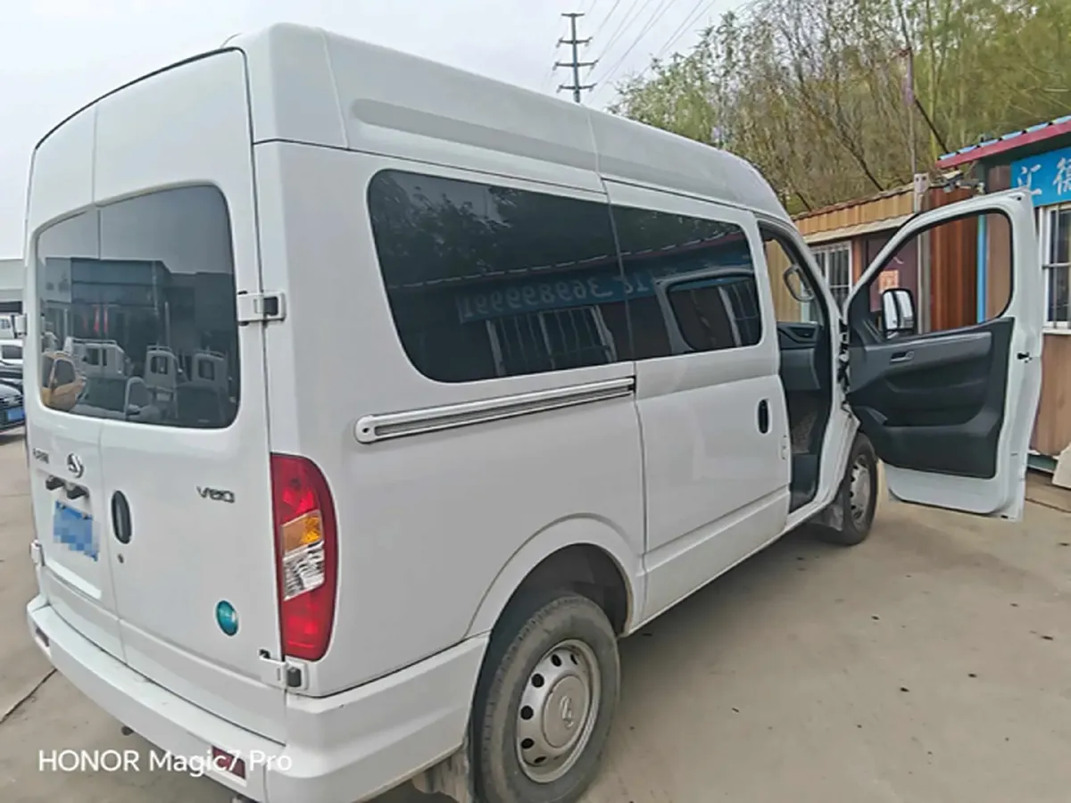 2023 DongFeng DFAC YuFeng 2.3T 143HP L4 6MT,autocango,china used car exporter,china ev exporter,chinese used car exporter,chinese used ev exporter