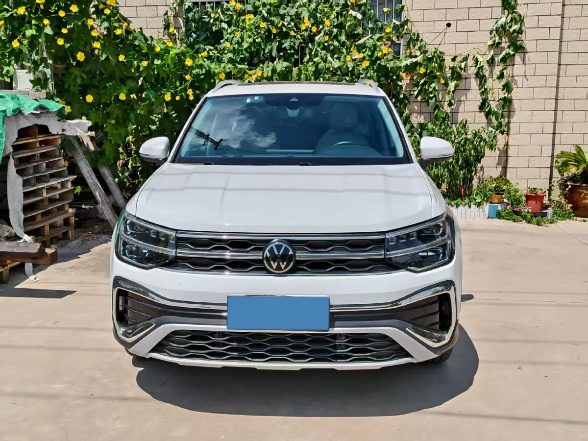 2023 Volkswagen Tharu 1.5T 160HP L4 7DCT,autocango,china used car exporter,china ev exporter,chinese used car exporter,chinese used ev exporter