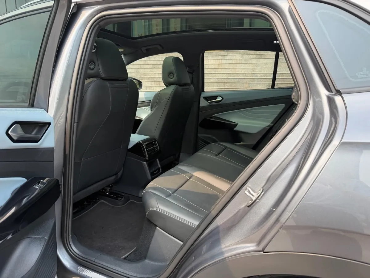 2023 Volkswagen Magotan 1.4T 150HP L4 7DCT,autocango,china used car exporter,china ev exporter,chinese used car exporter,chinese used ev exporter