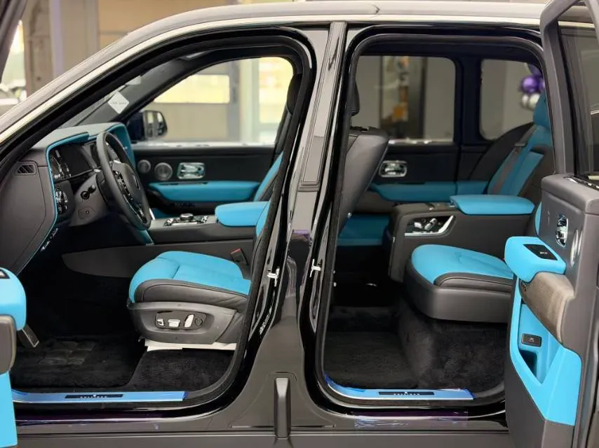 2024 Rolls-Royce Cullinan 6.7T 571HP V12 8AT,autocango,china used car exporter,china ev exporter,chinese used car exporter,chinese used ev exporter