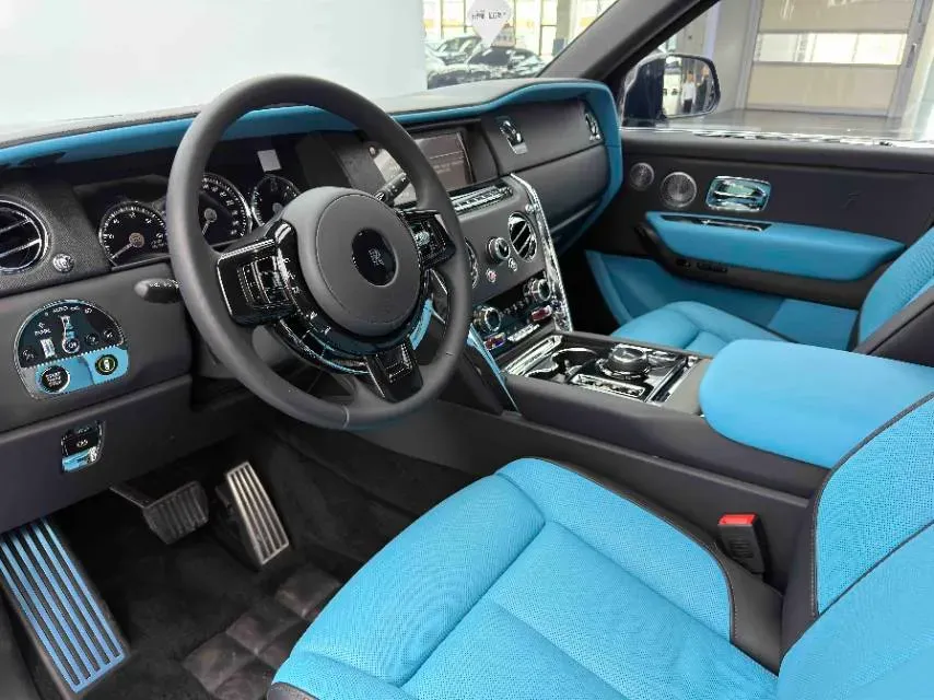 2024 Rolls-Royce Cullinan 6.7T 571HP V12 8AT,autocango,china used car exporter,china ev exporter,chinese used car exporter,chinese used ev exporter