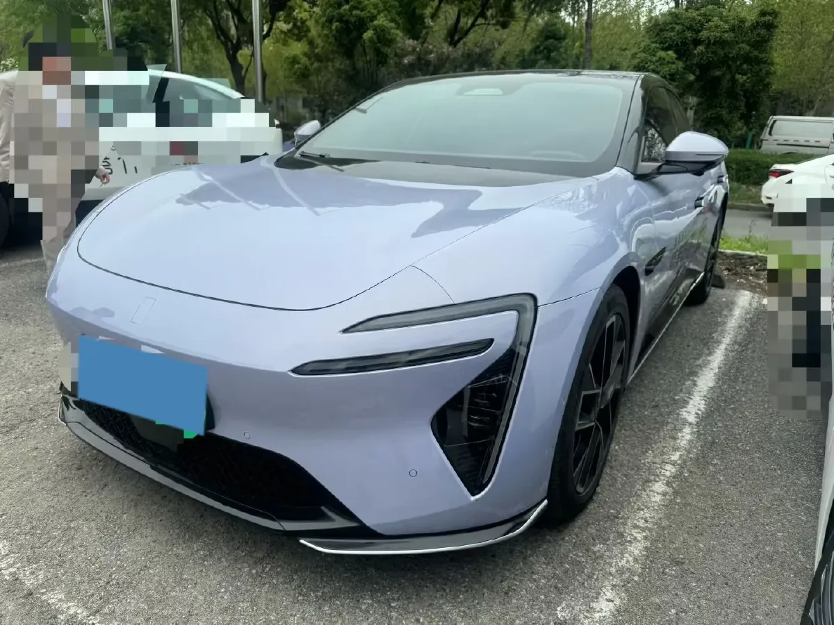 2025 Avatr 06 REEV 156HP REEV,autocango,china used car exporter,china ev exporter,chinese used car exporter,chinese used ev exporter