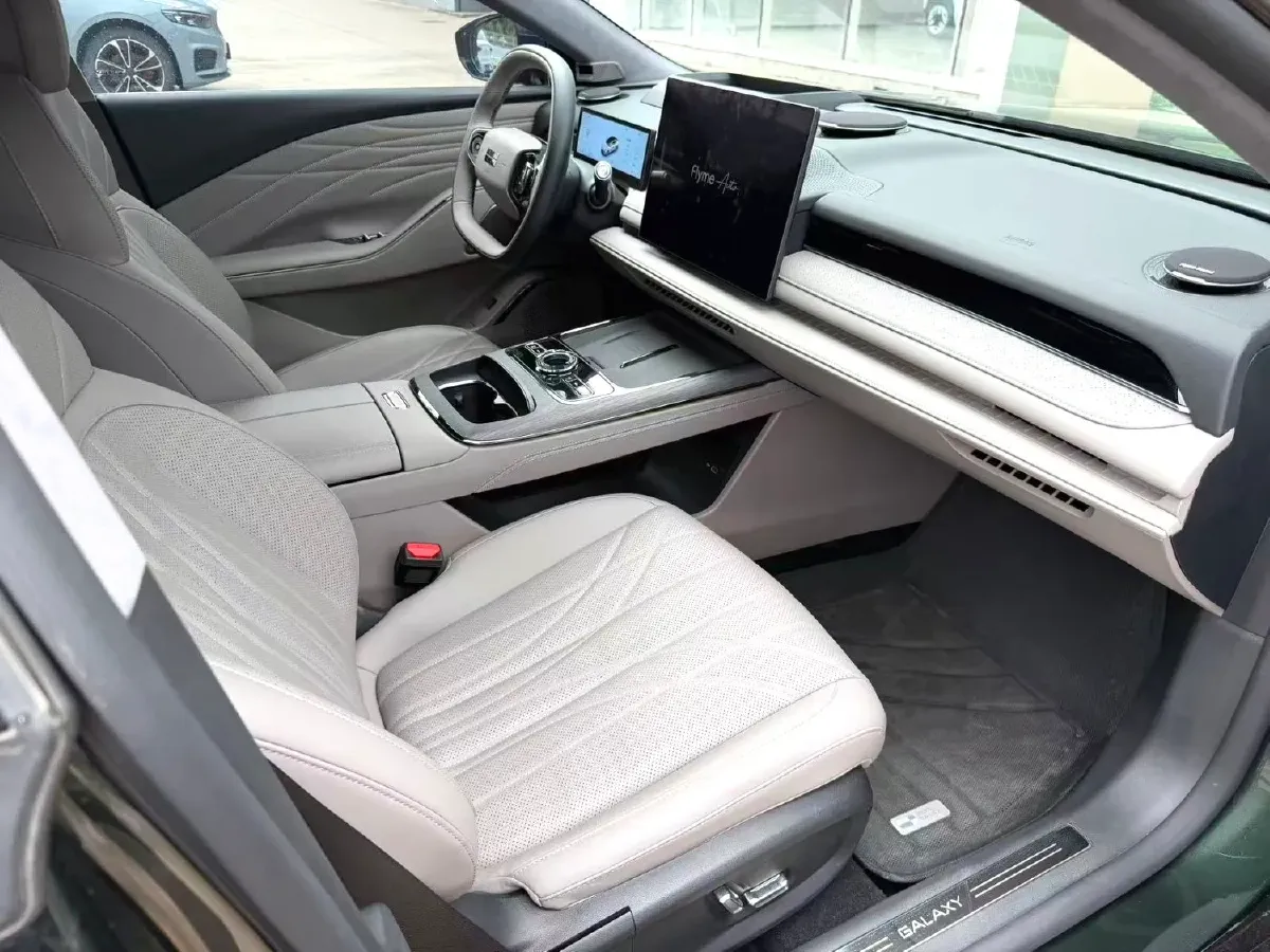 2025 Geely Galaxy Starshine 8 1.5T 163HP L4 3DHT PHEV 27.69KWH,autocango,china used car exporter,china ev exporter,chinese used car exporter,chinese used ev exporter