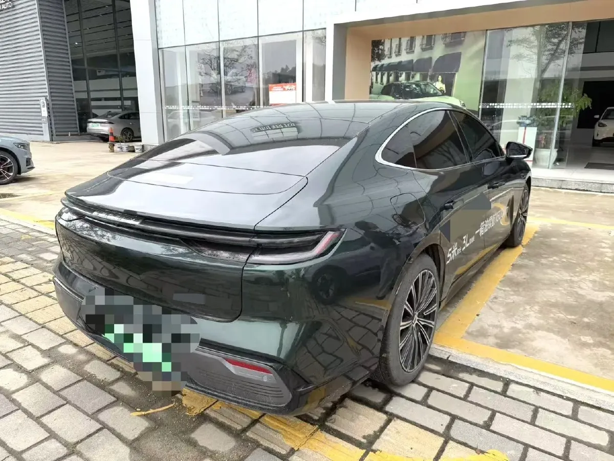 2025 Geely Galaxy Starshine 8 1.5T 163HP L4 3DHT PHEV 27.69KWH,autocango,china used car exporter,china ev exporter,chinese used car exporter,chinese used ev exporter