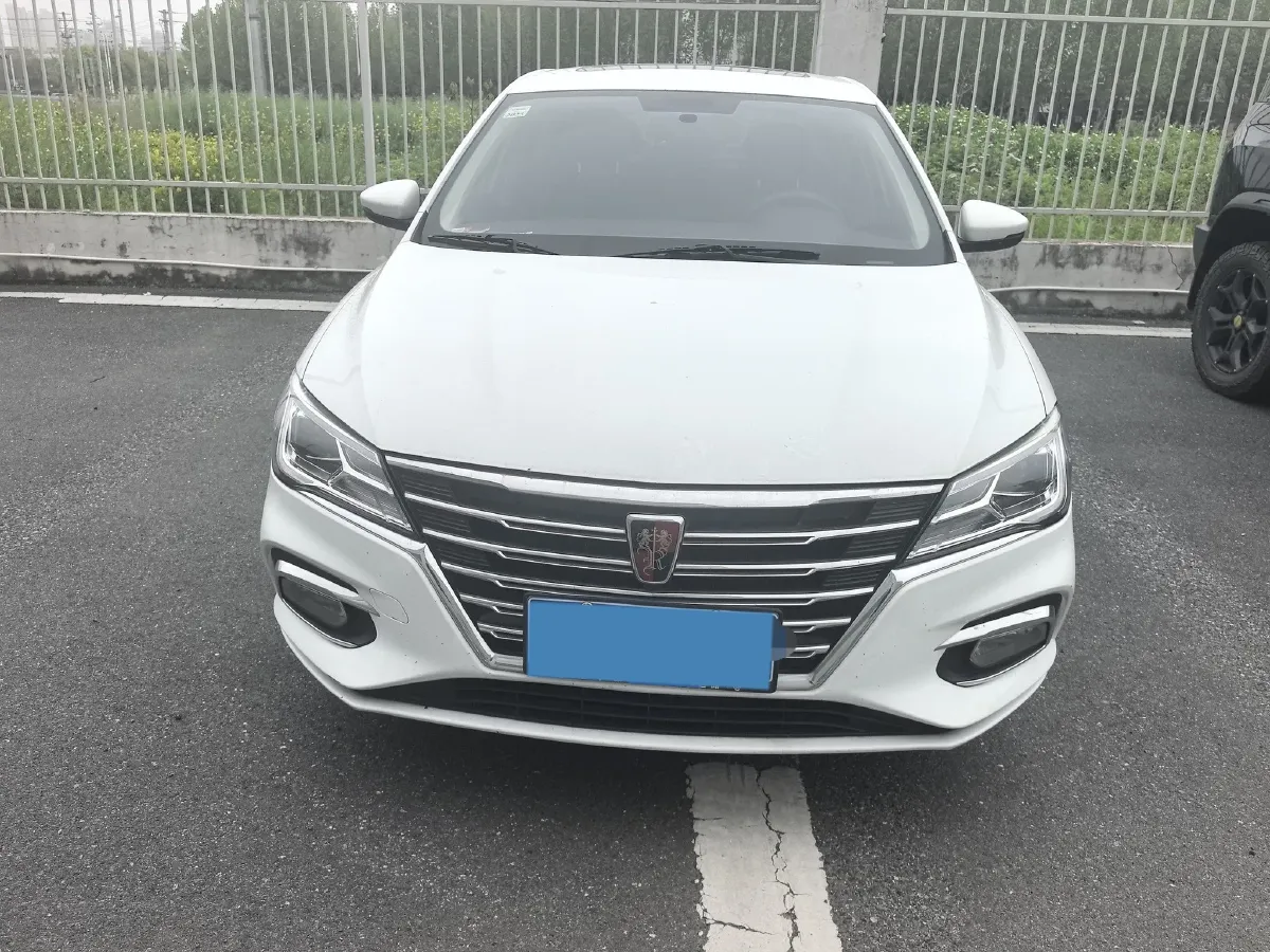 2021 Roewe i5 1.5L 120HP L4 CVT,autocango,china used car exporter,china ev exporter,chinese used car exporter,chinese used ev exporter
