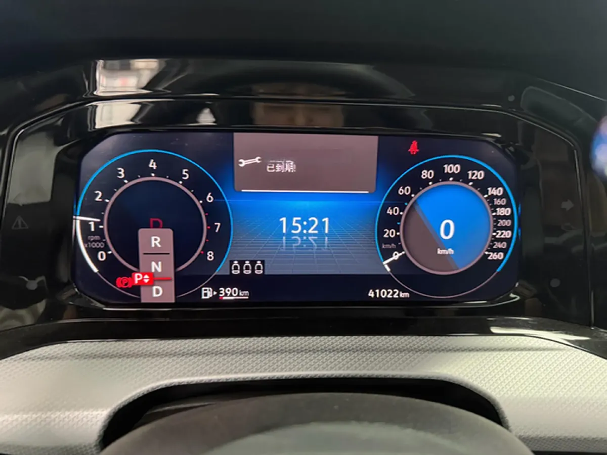 2025 Volkswagen Tiguan L 2.0T 220HP L4 7DCT,autocango,china used car exporter,china ev exporter,chinese used car exporter,chinese used ev exporter