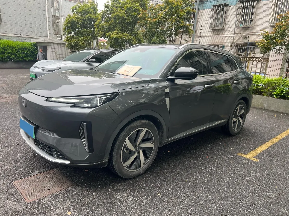 2023 ChangAn QiYuan Q05 Classic 1.5L 110HP L4 E-CVT PHEV 18.99KWH,autocango,china used car exporter,china ev exporter,chinese used car exporter,chinese used ev exporter