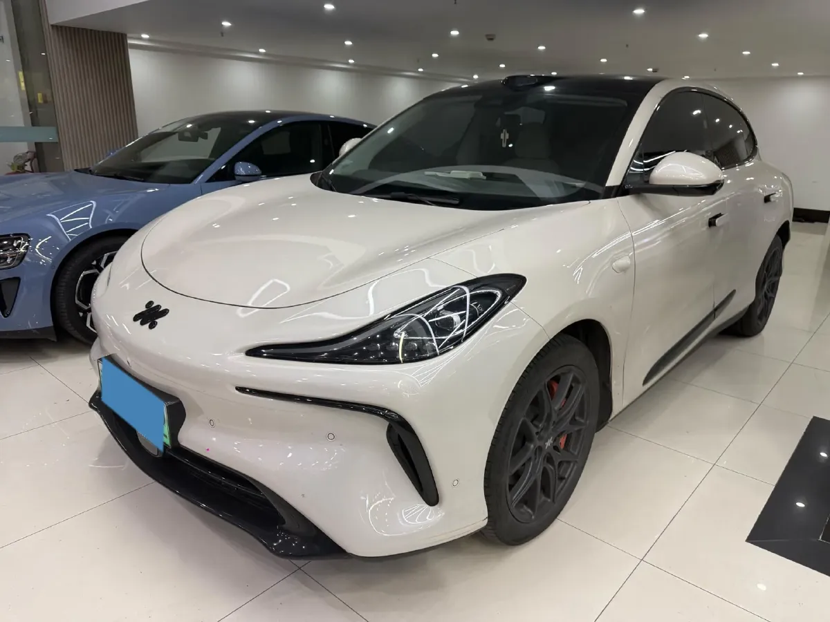 2023 IM LS6 BEV 100KWH,autocango,china used car exporter,china ev exporter,chinese used car exporter,chinese used ev exporter