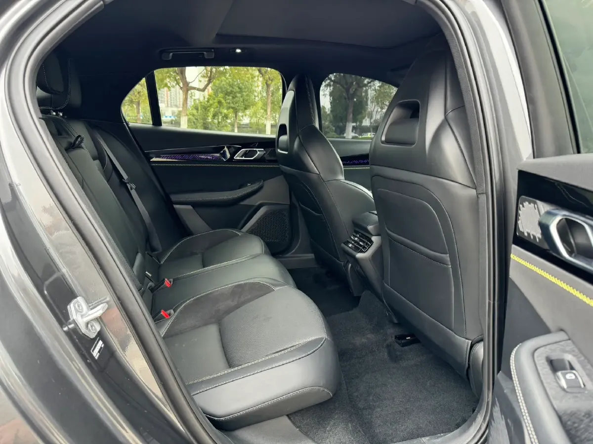 2025 LYNK&CO 03 1.5T 181HP L4 7DCT,autocango,china used car exporter,china ev exporter,chinese used car exporter,chinese used ev exporter