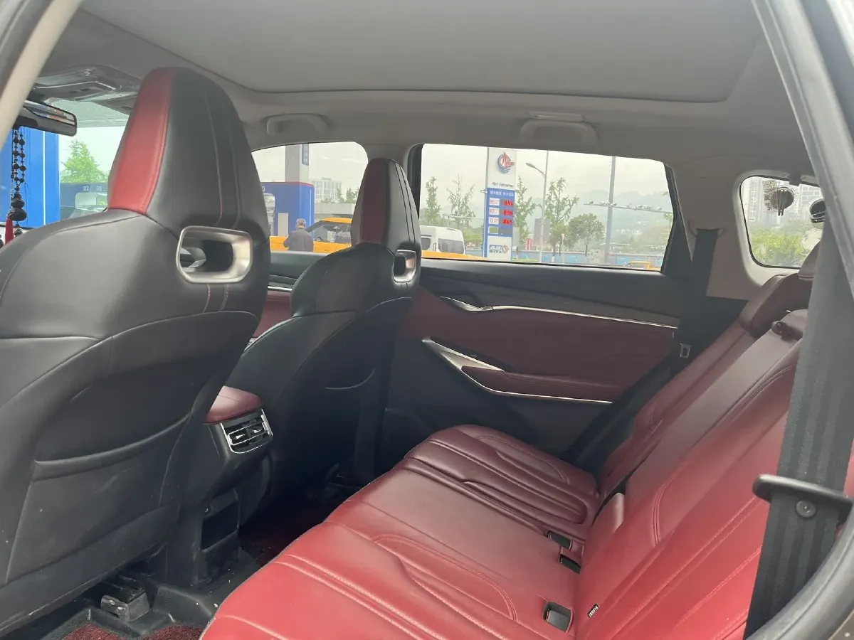 2020 ChangAn CS75 Plus 2.0T 233HP L4 8AT,autocango,china used car exporter,china ev exporter,chinese used car exporter,chinese used ev exporter