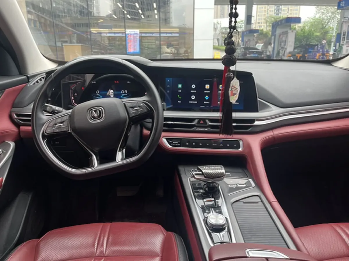 2020 ChangAn CS75 Plus 2.0T 233HP L4 8AT,autocango,china used car exporter,china ev exporter,chinese used car exporter,chinese used ev exporter