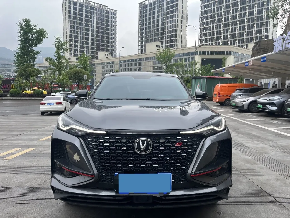 2020 ChangAn CS75 Plus 2.0T 233HP L4 8AT,autocango,china used car exporter,china ev exporter,chinese used car exporter,chinese used ev exporter
