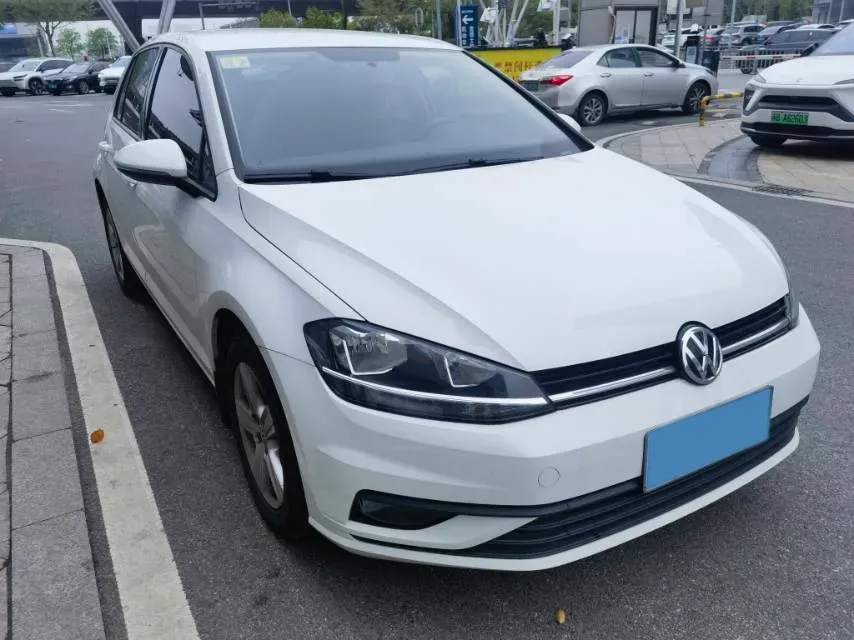 2018 Volkswagen Golf 1.6L 110HP L4 6AT,autocango,china used car exporter,china ev exporter,chinese used car exporter,chinese used ev exporter