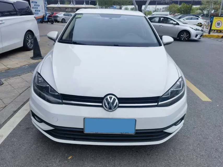 2018 Volkswagen Golf 1.6L 110HP L4 6AT,autocango,china used car exporter,china ev exporter,chinese used car exporter,chinese used ev exporter