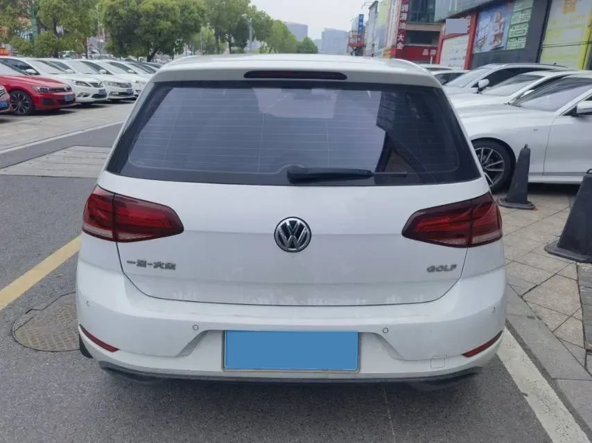 2018 Volkswagen Golf 1.6L 110HP L4 6AT,autocango,china used car exporter,china ev exporter,chinese used car exporter,chinese used ev exporter