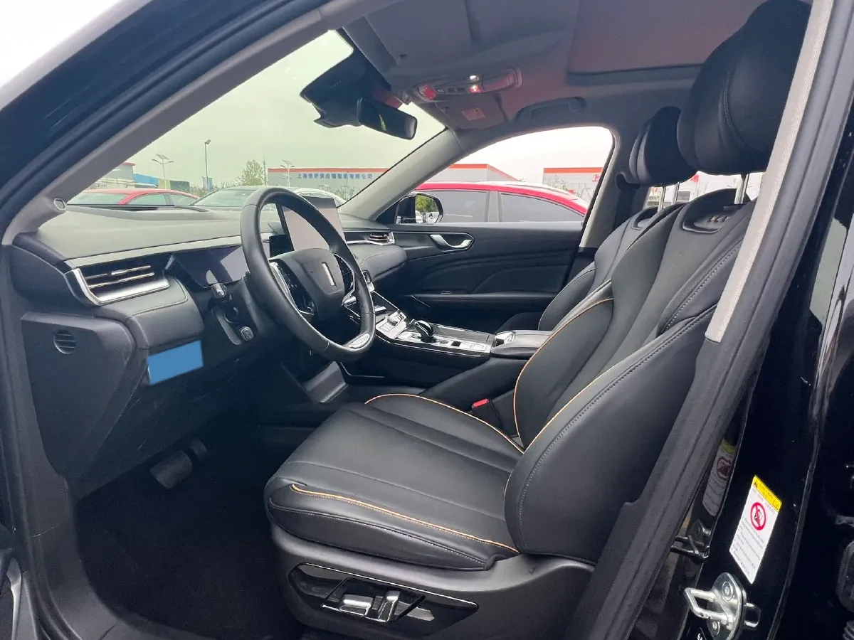 2022 WEY Latte 1.5T 156HP L4 2DHT PHEV 34KWH,autocango,china used car exporter,china ev exporter,chinese used car exporter,chinese used ev exporter