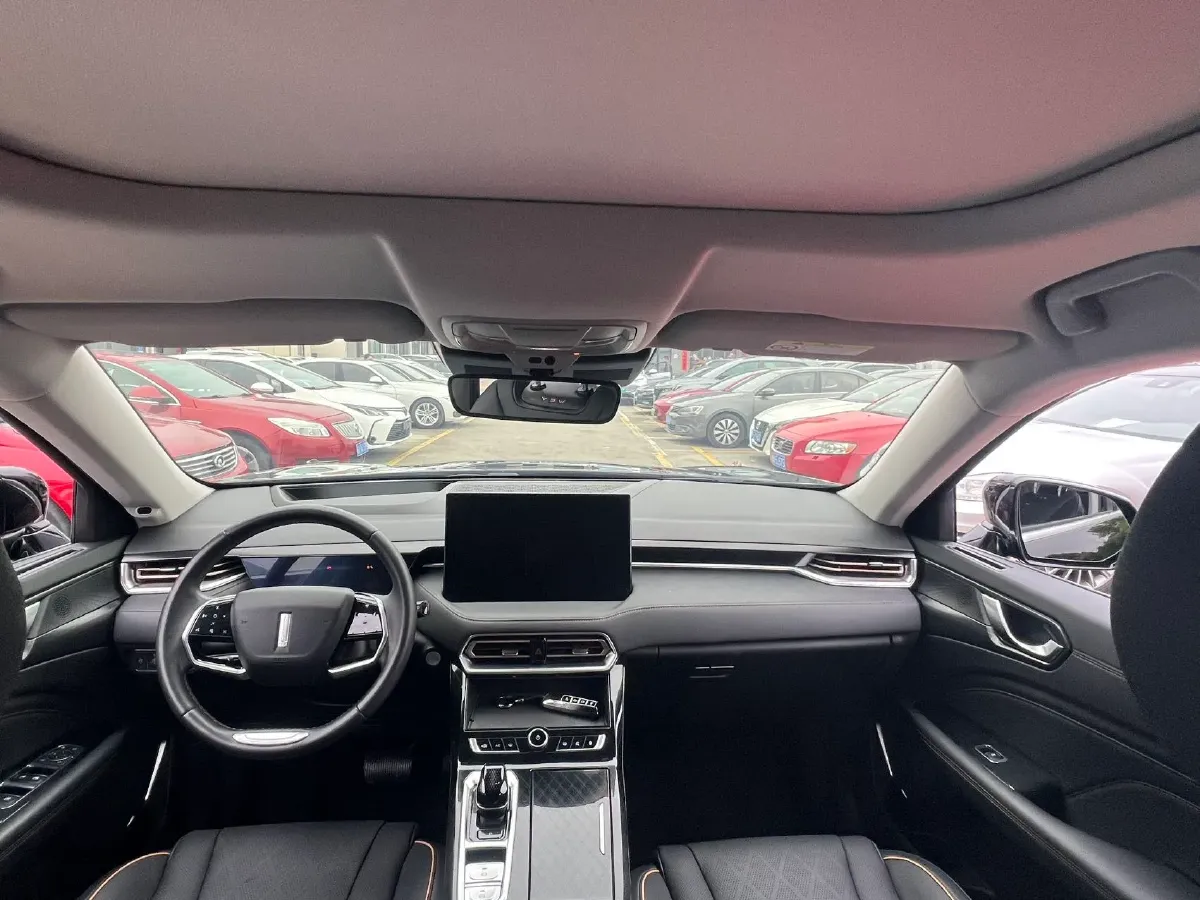 2022 WEY Latte 1.5T 156HP L4 2DHT PHEV 34KWH,autocango,china used car exporter,china ev exporter,chinese used car exporter,chinese used ev exporter