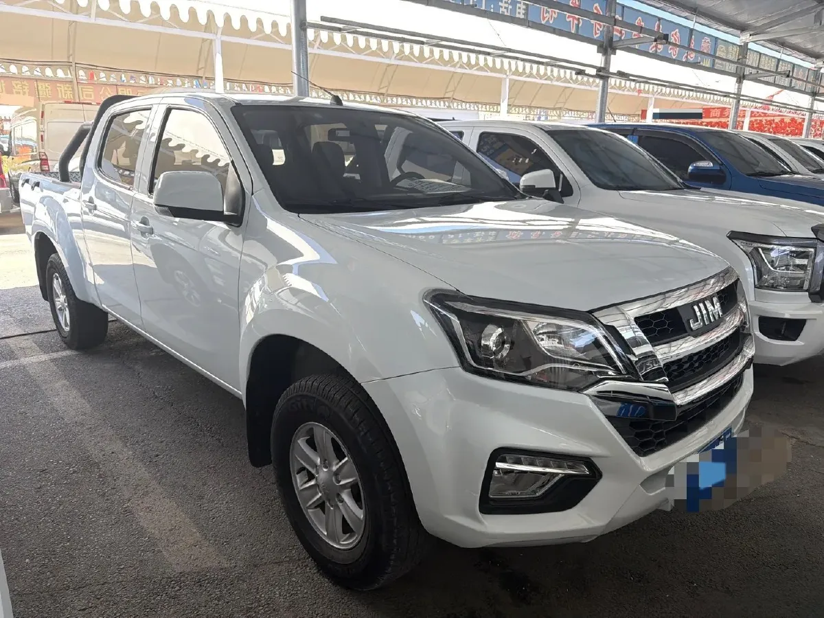 2022 Isuzu RE-MAX Jim 2.8T 120HP L4 5MT,autocango,china used car exporter,china ev exporter,chinese used car exporter,chinese used ev exporter
