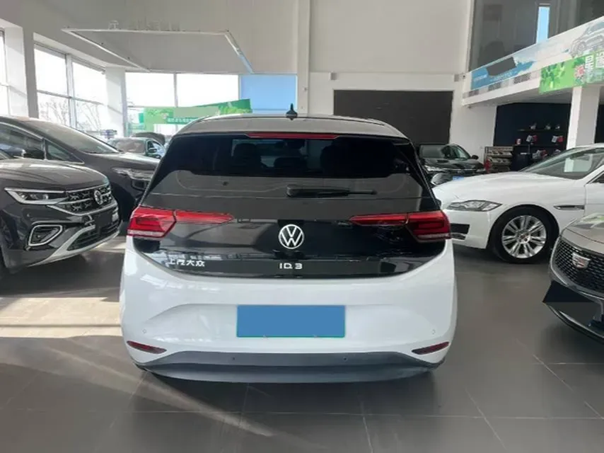 2024 Volkswagen ID.3 BEV 52.8KWH,autocango,china used car exporter,china ev exporter,chinese used car exporter,chinese used ev exporter