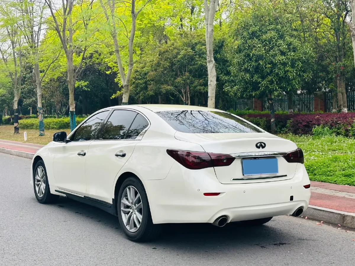 2016 Infiniti Q50L 2.0T 211HP L4 7AT,autocango,china used car exporter,china ev exporter,chinese used car exporter,chinese used ev exporter